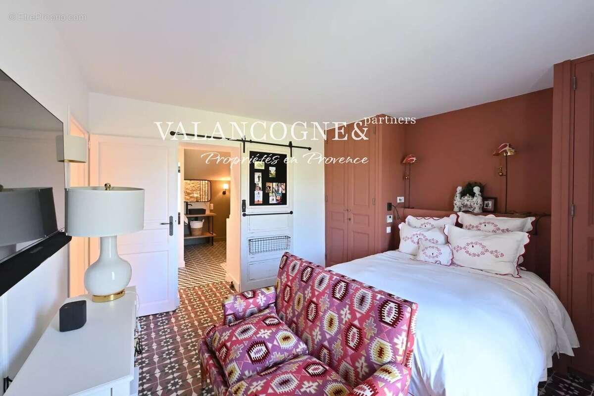 Maison en pierre du XVIII siècle - photo 10