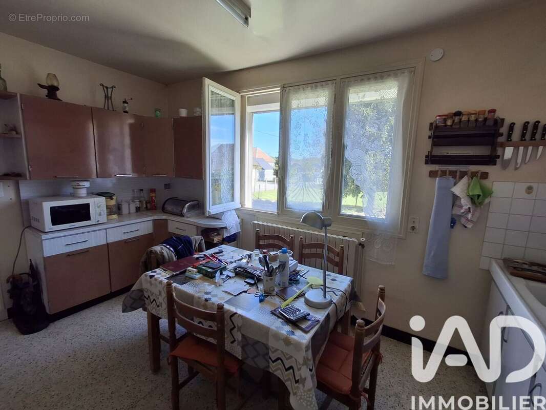 Maison 82 m² à Saint-Mesmin  - photo 6