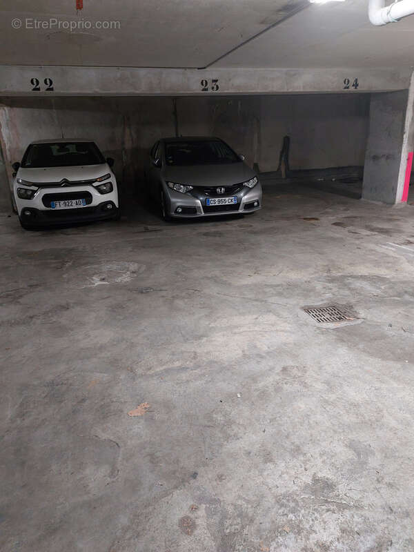 Parking à NICE