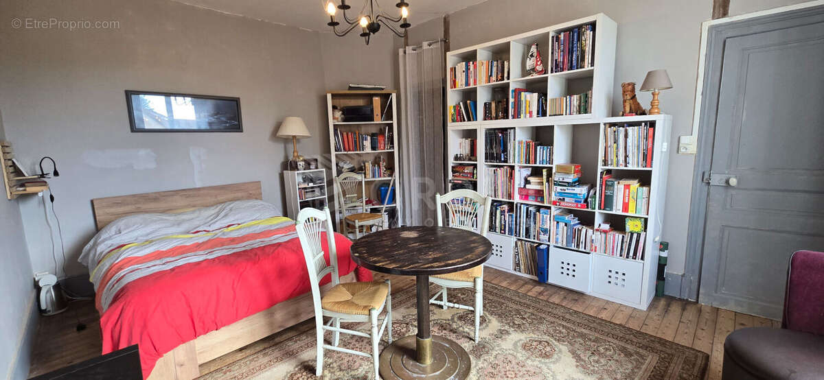 Maison à LA CHARITE-SUR-LOIRE