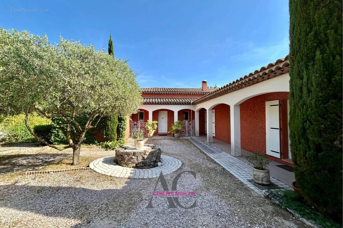 Maison à FORCALQUEIRET