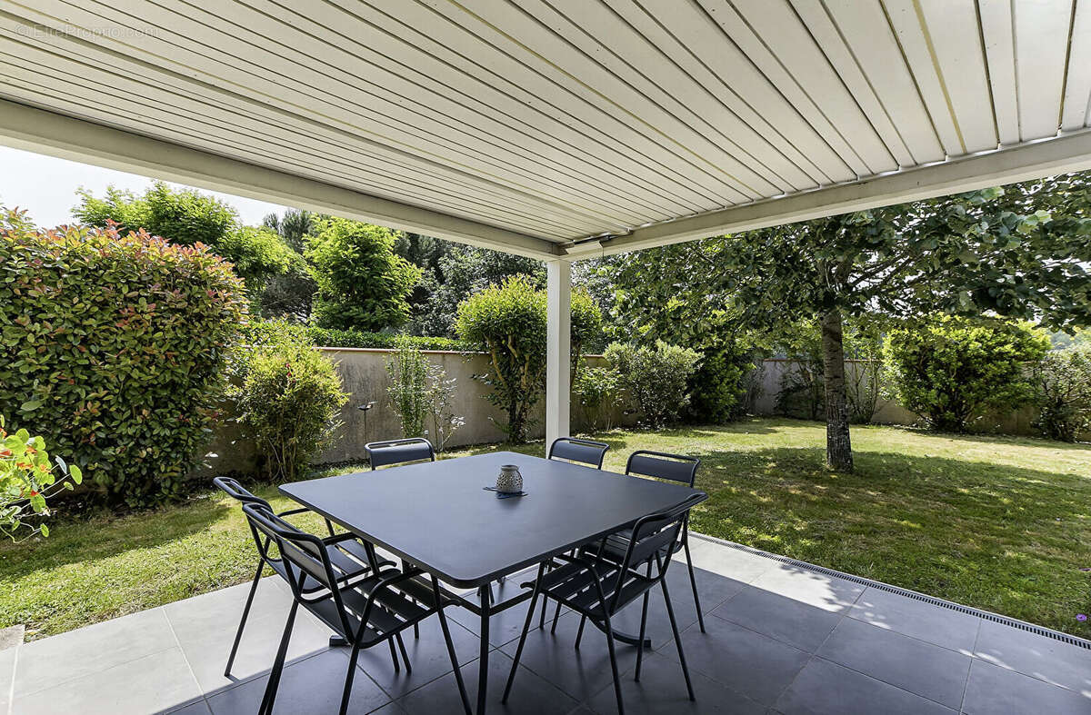 Maison T5 de plain-pied + piscine - Labastide-Saint-Sernin - photo 2
