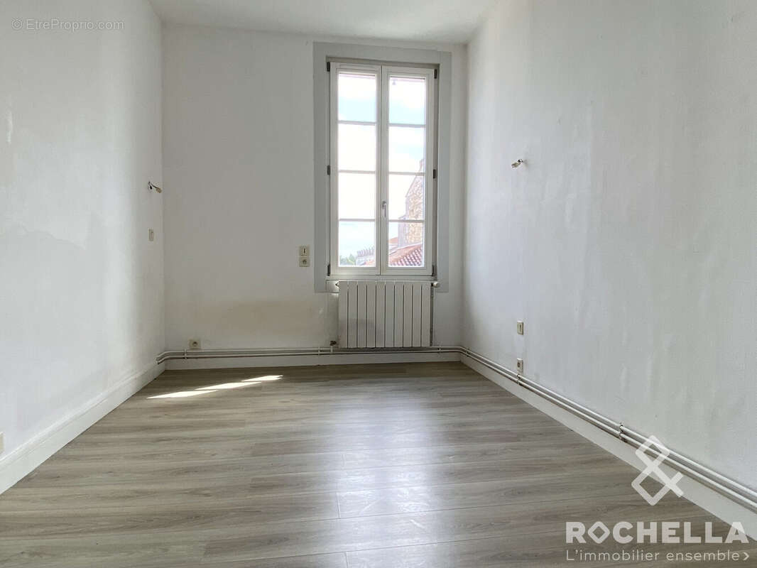 Appartement 51 m² à Rochefort  - photo 5