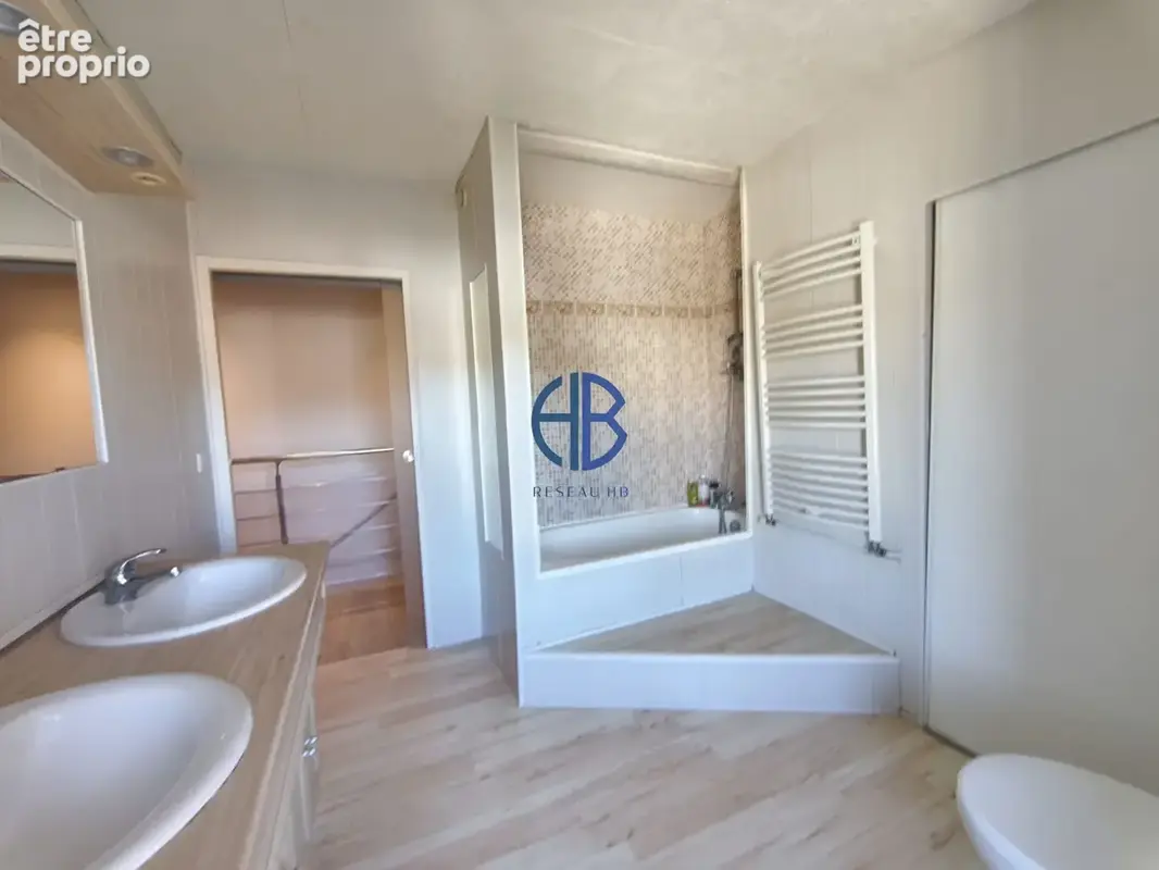 Maison Pont De L'isère 3 pièce(s) 84 m2 / JARDIN / GARAGE - photo 11