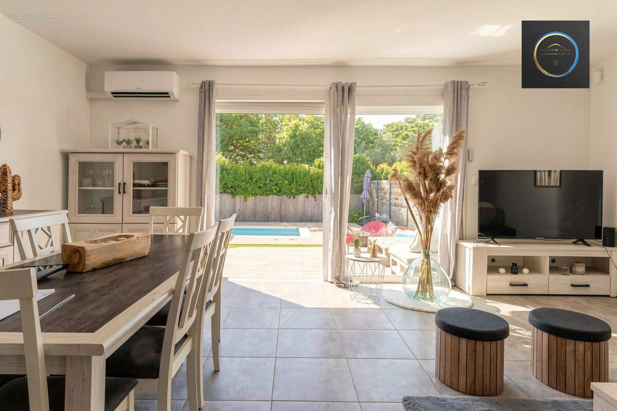Aimargues, Maison 3 chambres dont 1 suite parentale au rdc , Garage, jardin et piscine dans impasse - photo 19