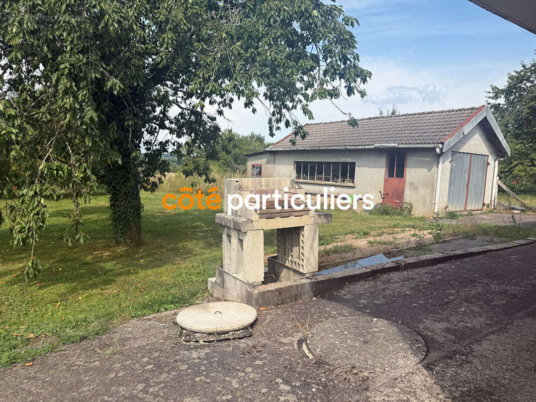 Maison à THAON-LES-VOSGES