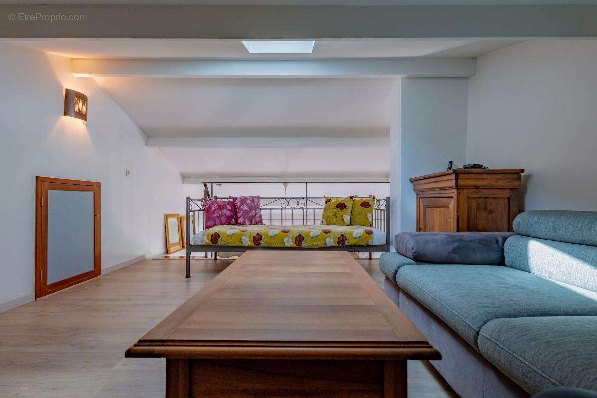 Maison à LA CADIERE-D'AZUR