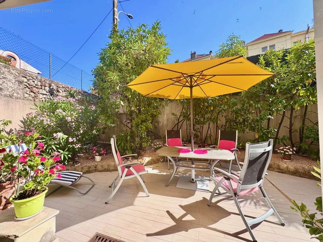 Appartement à CANNES