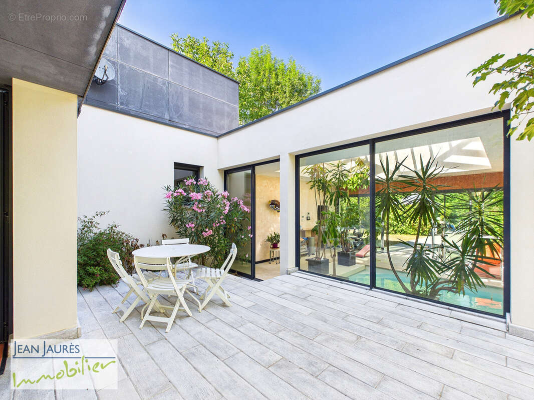 TROYES : Propriété contemporaine en bord de Seine - photo 11