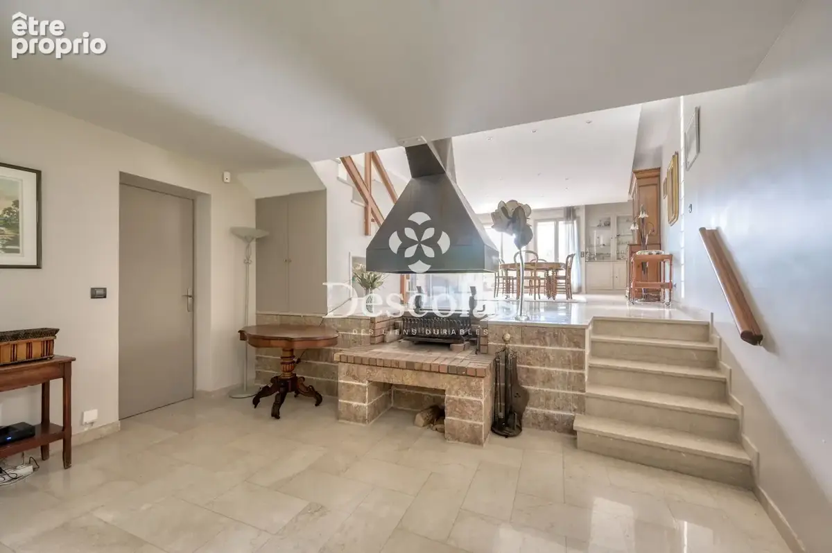 LE PECQ, Vieux Pecq Cité, Maison, 8 pièces - photo 5