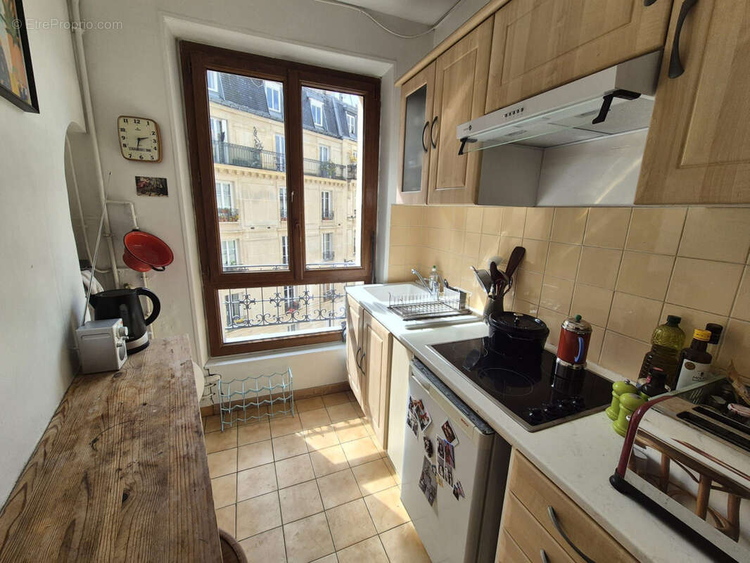 Appartement à PARIS-18E
