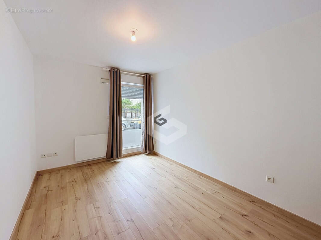Appartement 66 m² à Reims  - photo 7