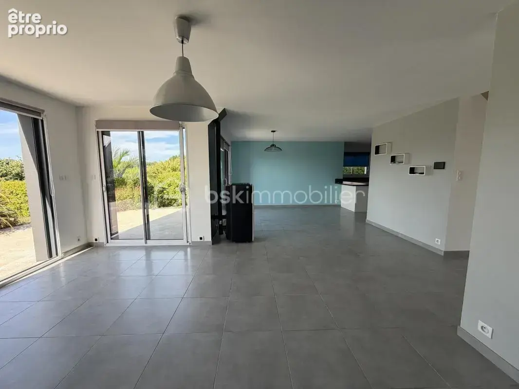 Charmante maison contemporaine avec 4 chambres, garage et jardin - photo 6