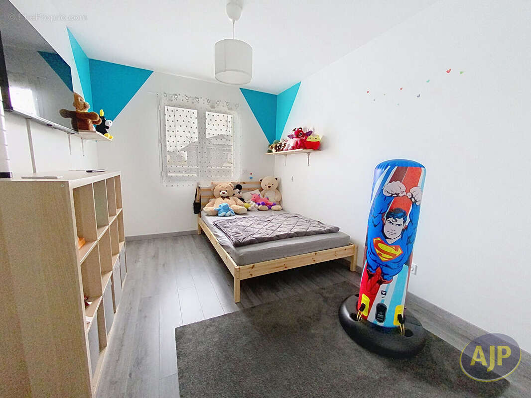 Maison à LE TAILLAN-MEDOC