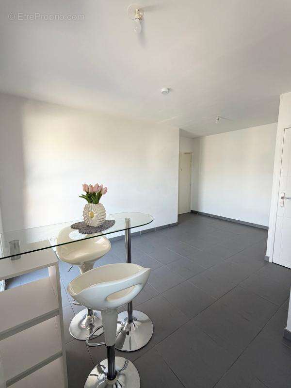 Appartement à VERNAISON