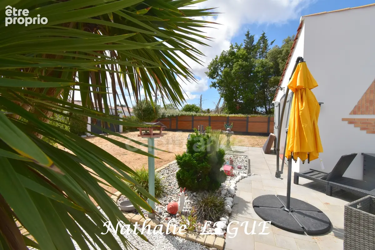 Vendée (85) entre CHALLANS et NOIRMOUTIER BEAUVOIR sur MER  Maison à vendre 8 pièces , 160 m², 4 chambres , 1 bureau ,3 WC garag - photo 5