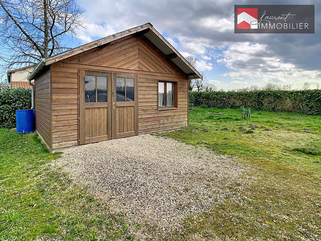 Maison à PONT-DE-VAUX