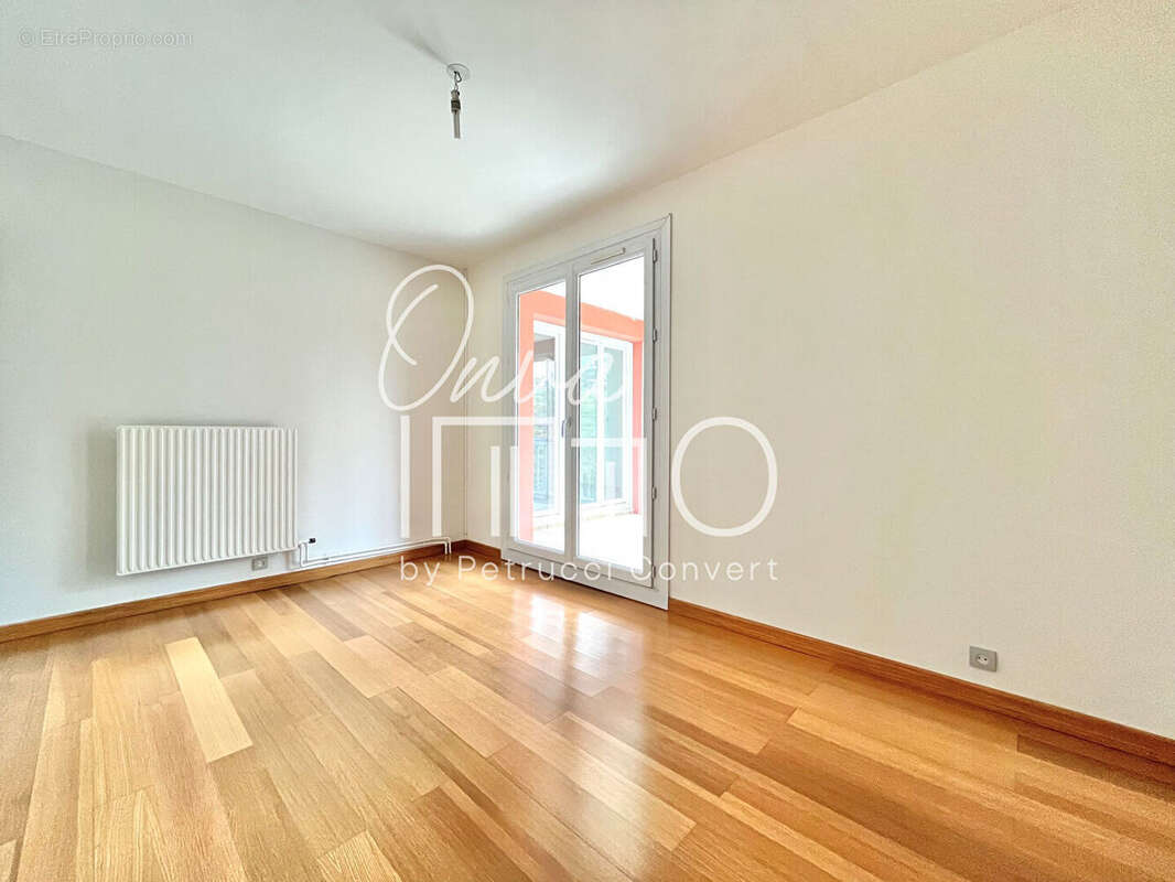Appartement à LYON-9E