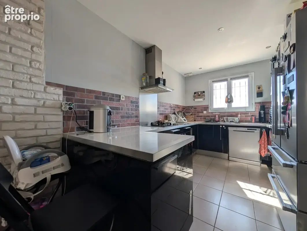 Maison 4 pièces avec 3 chambres et grande terrasse à Peypin-d’Aigues. - photo 2