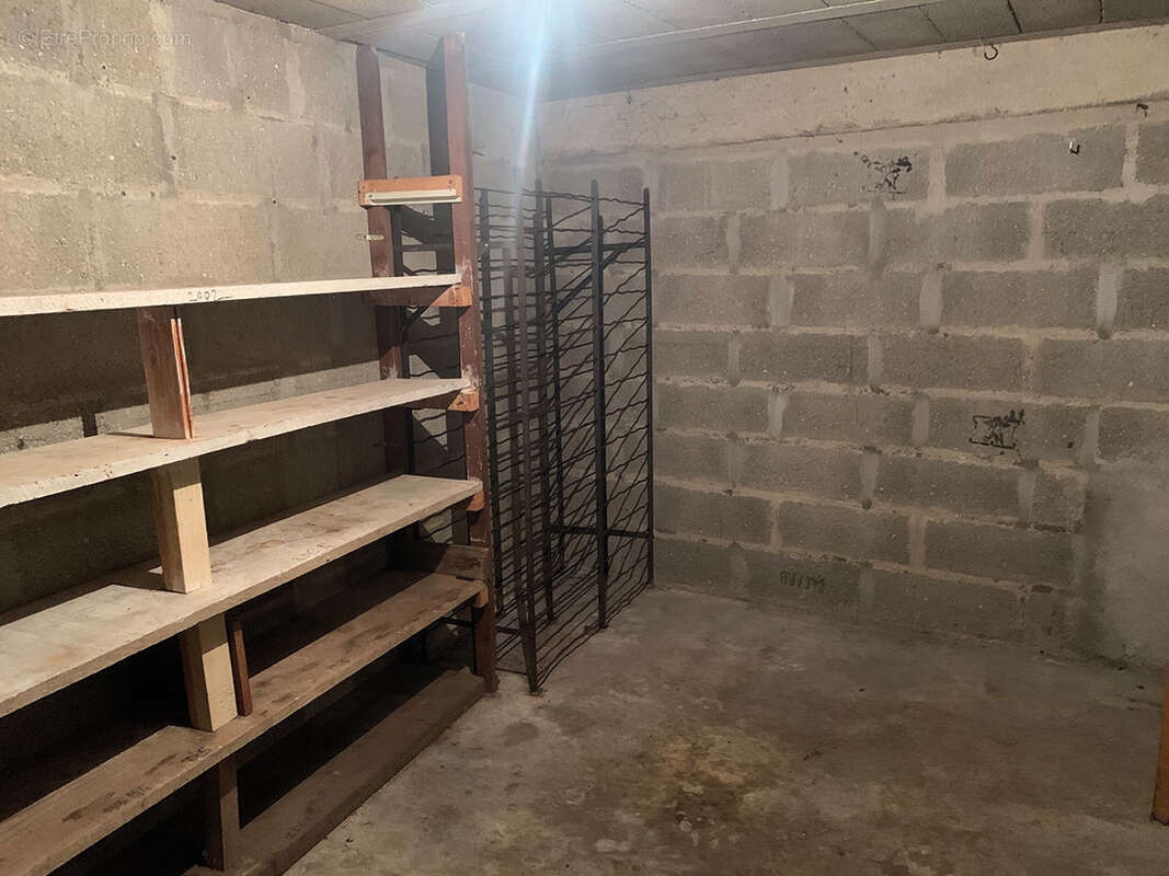 Maison de ville f5 de 123 m2 a renover proche centre-ville - photo 26
