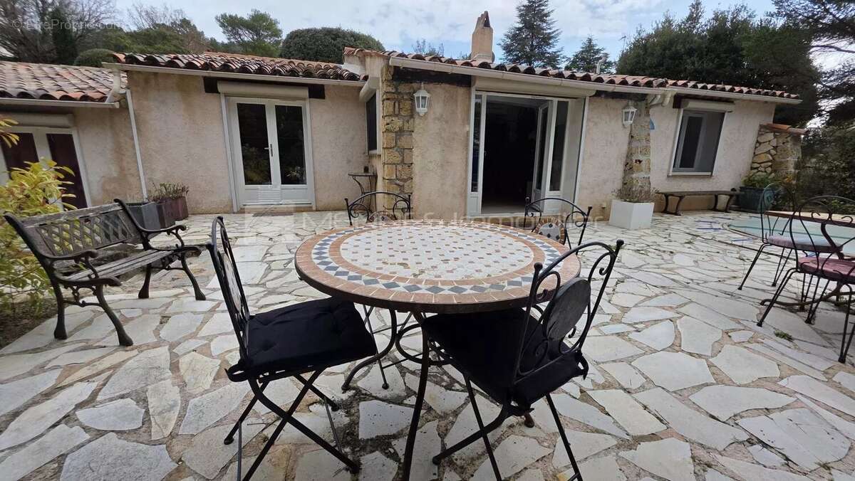 Villa dans domaine saint pierre de tourtour - photo 29