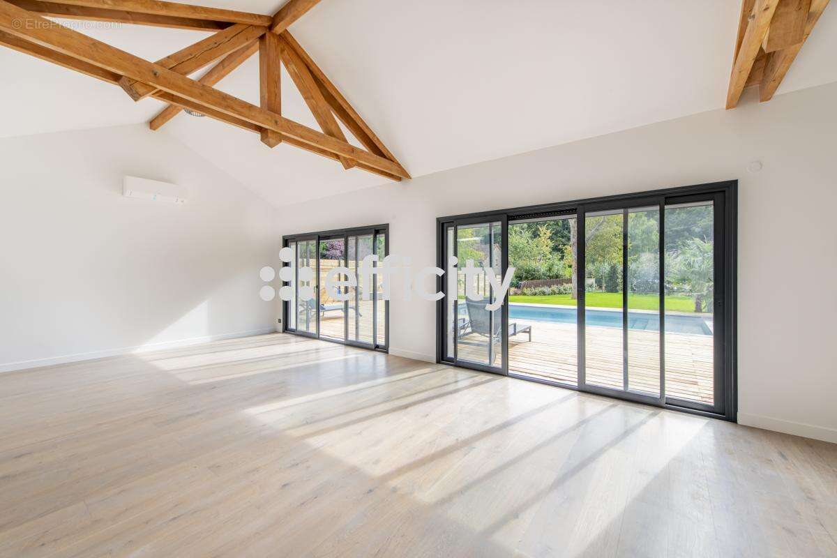 Maison à GROSROUVRE