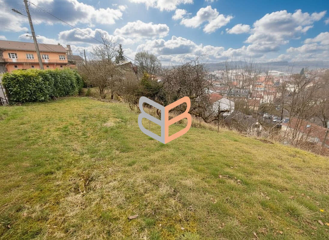 Terrain à VILLERUPT