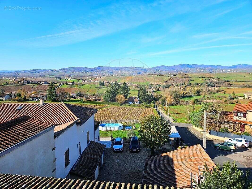 Appartement à POMMIERS