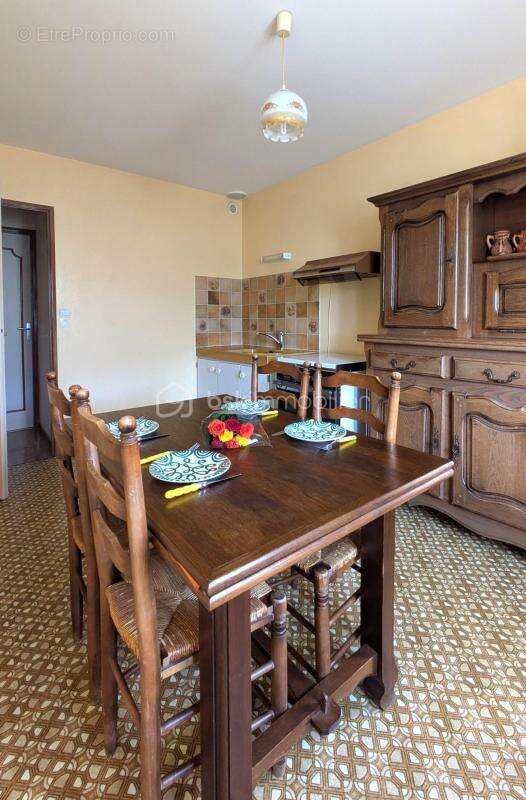 Maison à MONTREUIL-JUIGNE