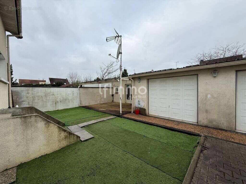 Appartement à TREMBLAY-EN-FRANCE