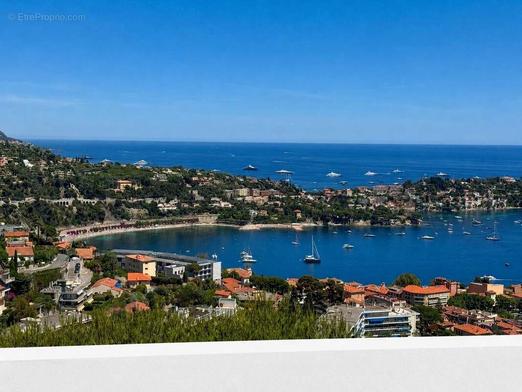 Appartement à VILLEFRANCHE-SUR-MER