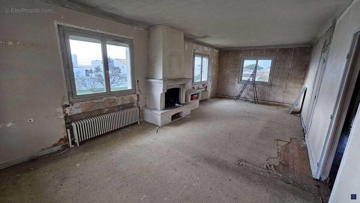 Maison à SAINT-GEORGES-DE-DIDONNE