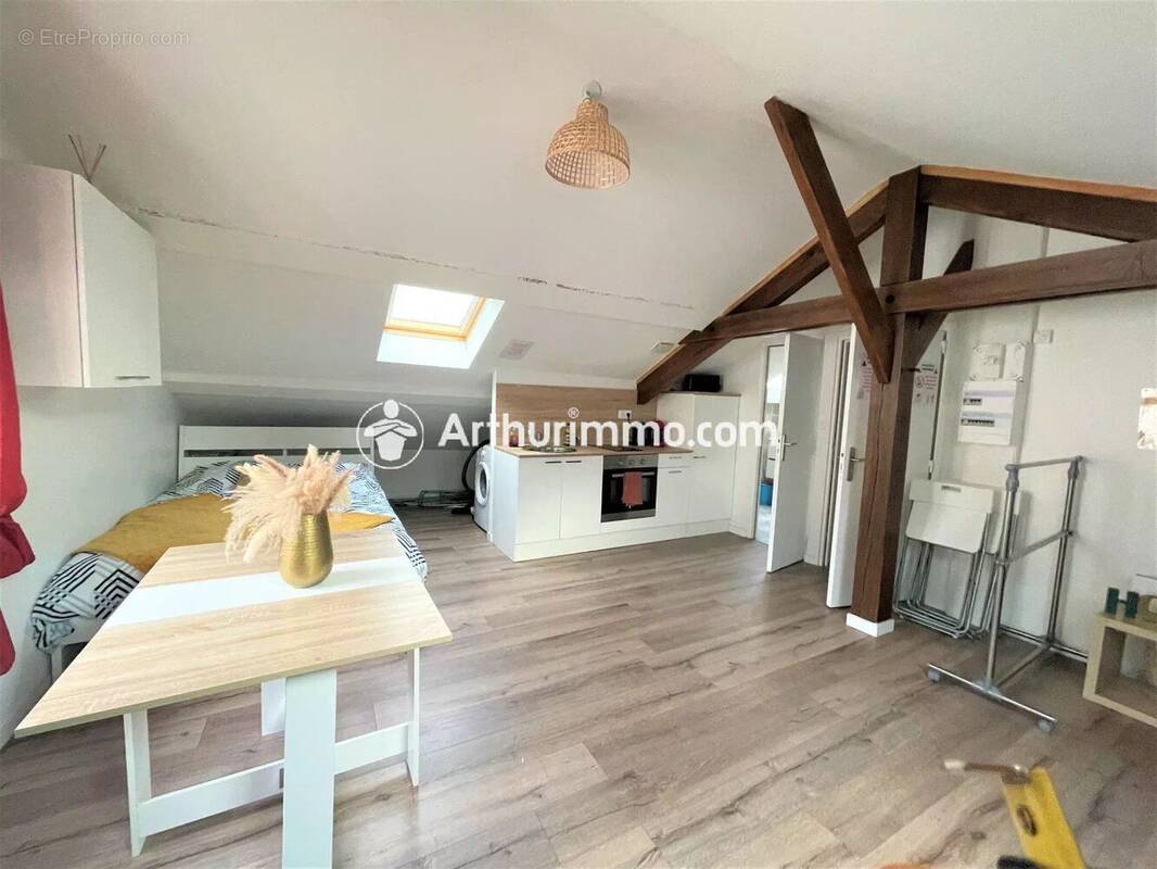 Appartement à CORBEIL-ESSONNES