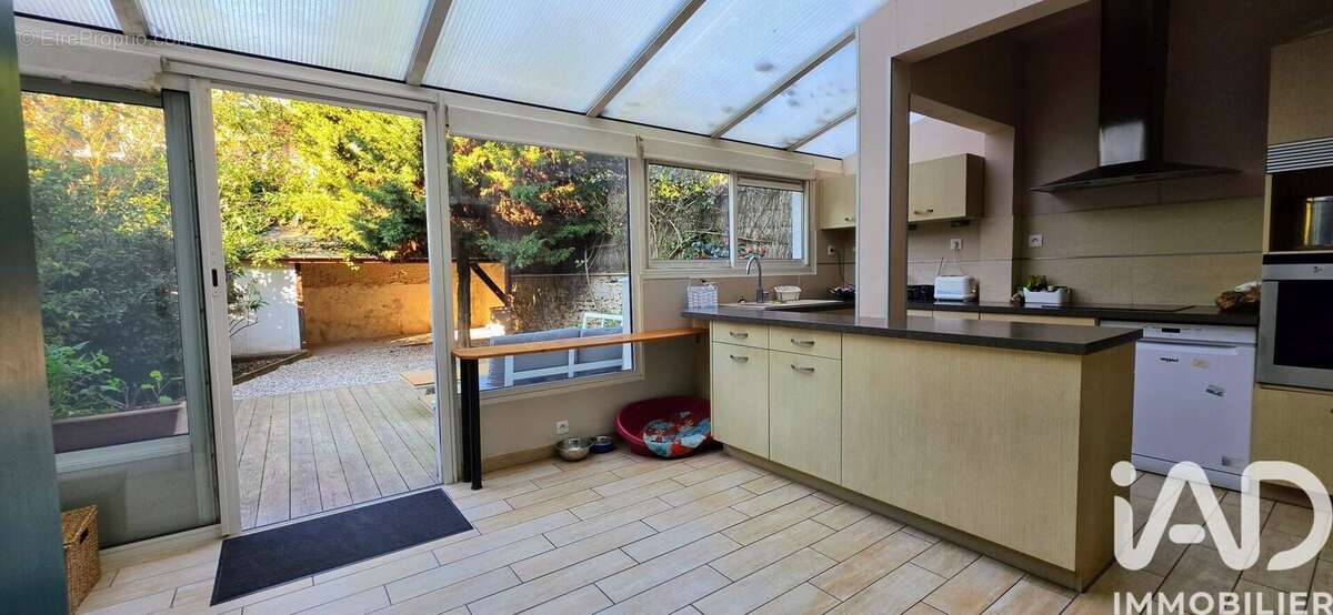 Maison 136 m² à Tours  - photo 9