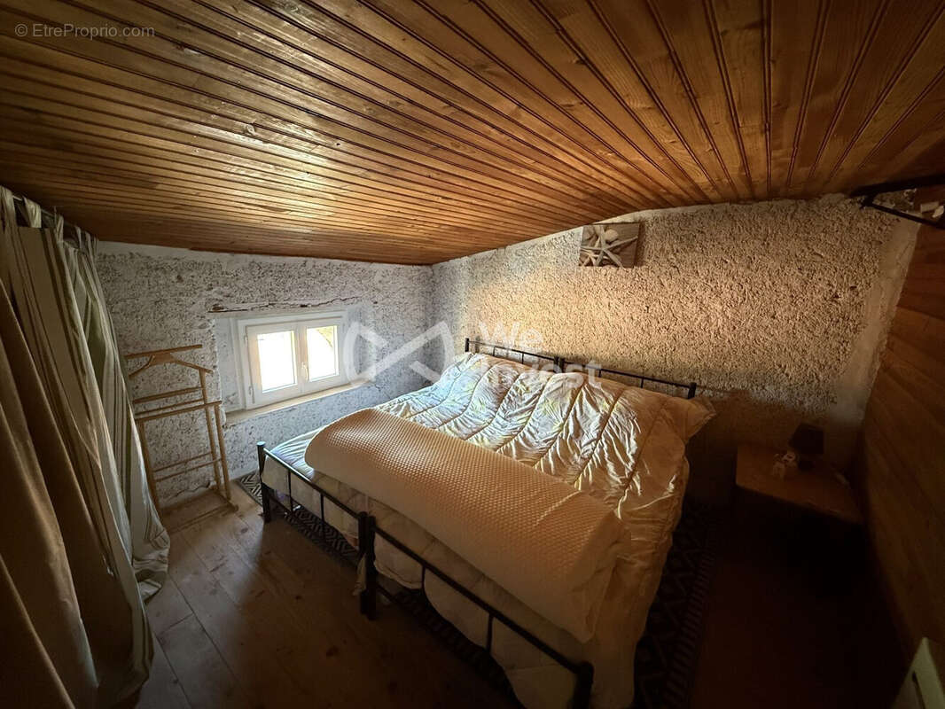 Maison à AIGUEFONDE