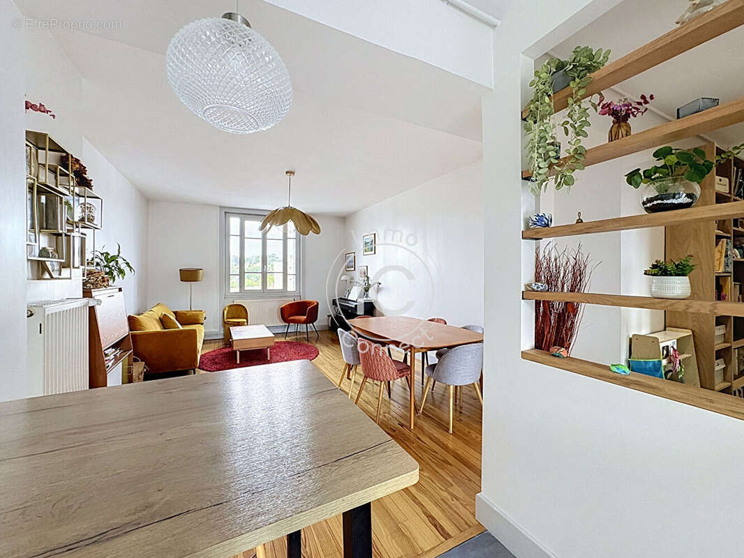 Appartement à TASSIN-LA-DEMI-LUNE