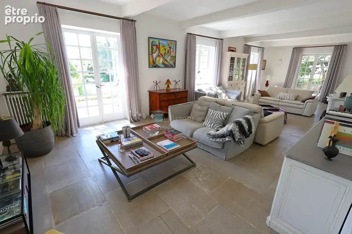 Propriété de 265 m² avec un parc de 7592 m² sur Spéracèdes limite Peymeinade - photo 10