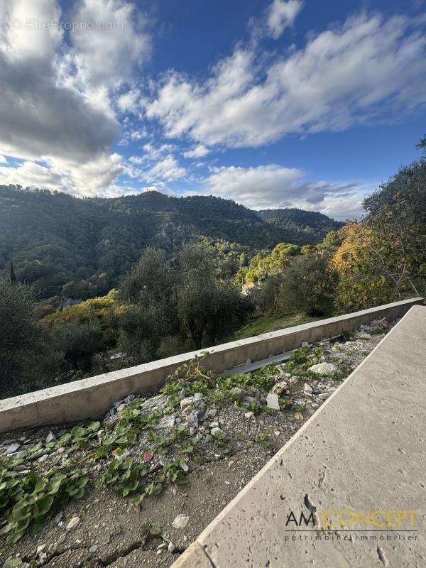 Appartement à L&#039;ESCARENE