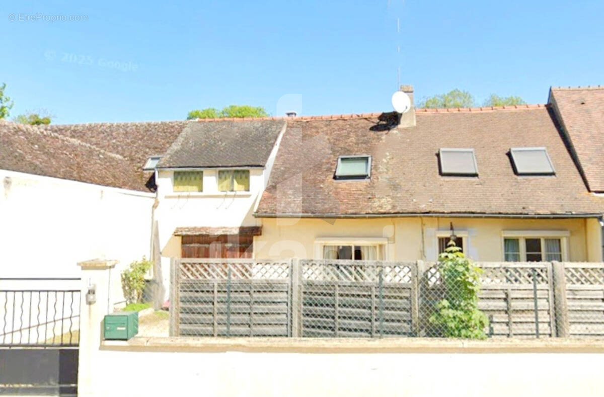 Maison à APPOIGNY