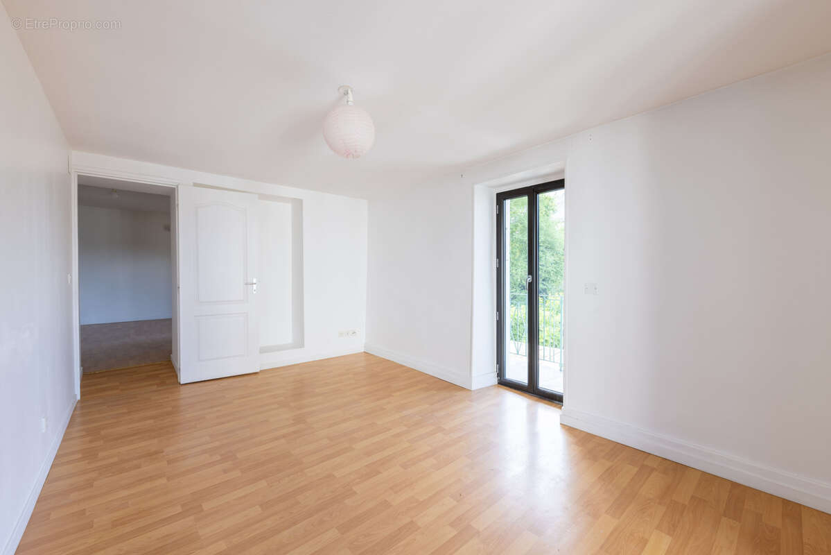 Appartement à GRUFFY