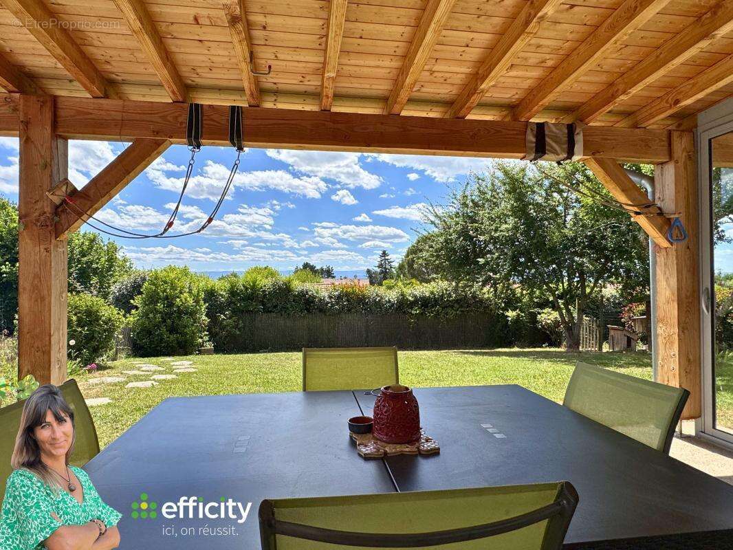 Maison 91 m² à Pouilly-Les-Feurs  - photo 4