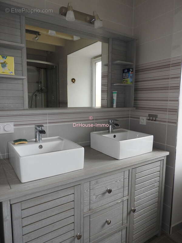 Maison 218 m² à Chaunay  - photo 18