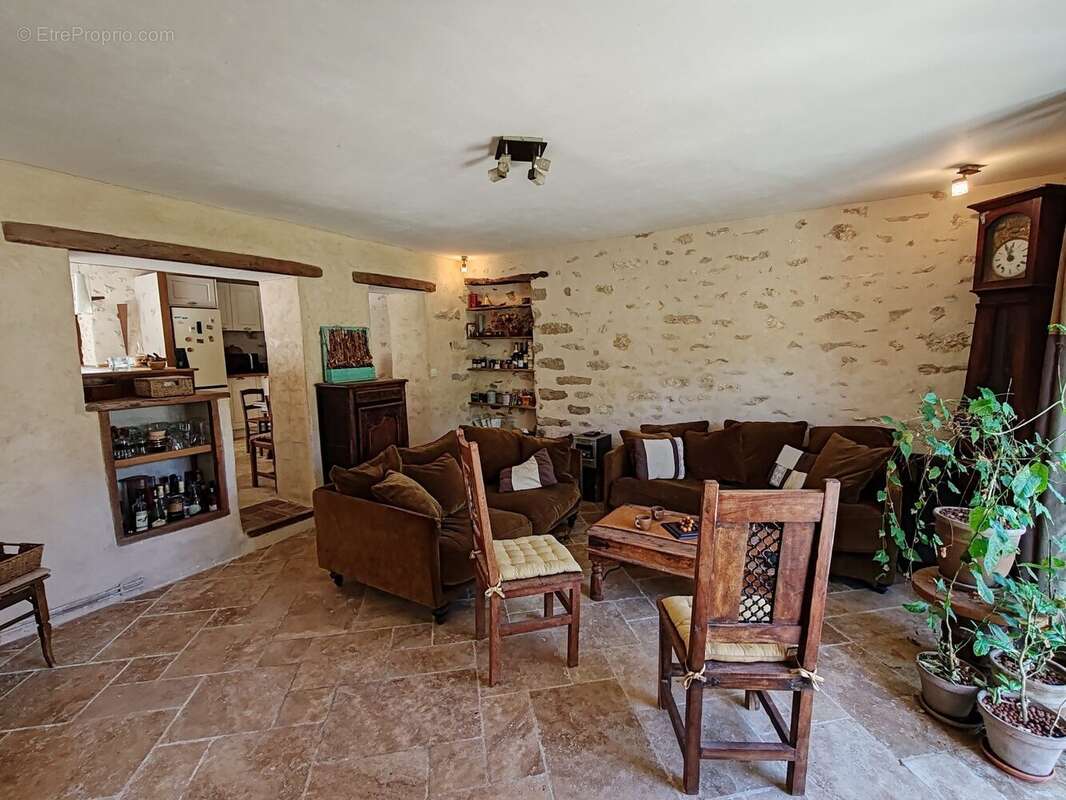 Maison à CHAMPAGNE-SUR-SEINE