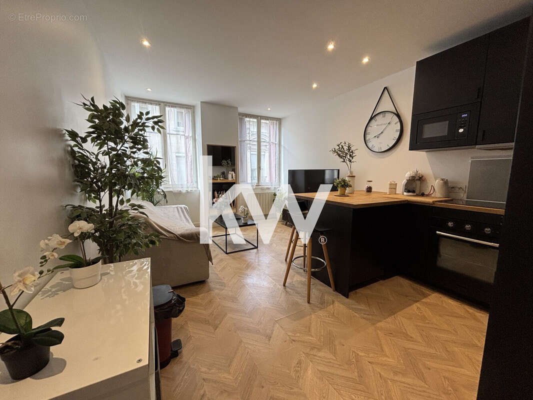 Appartement à SAINT-ETIENNE