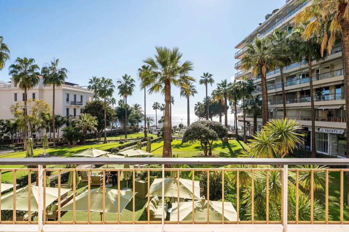 Cannes – croisette – appartement 4 pièces – terrasse – vue mer - photo 5