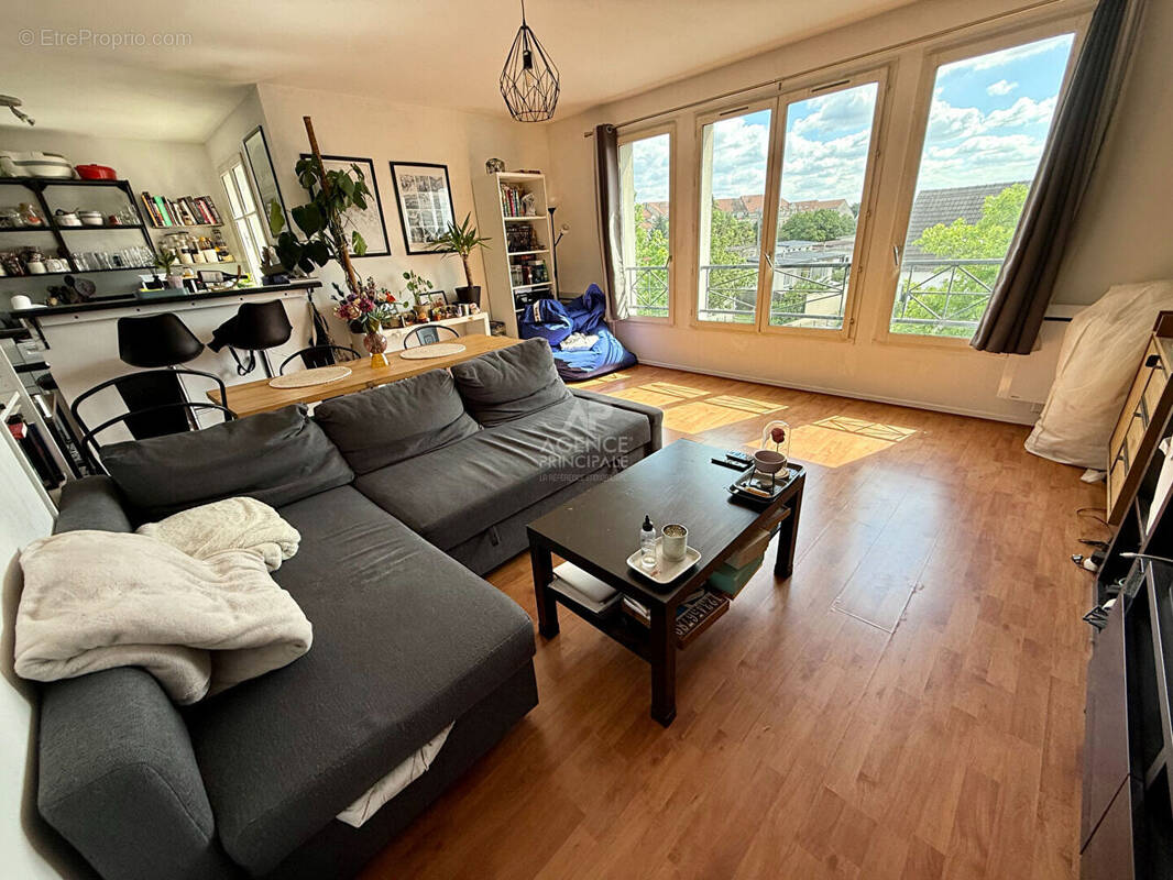 Appartement à CARRIERES-SOUS-POISSY