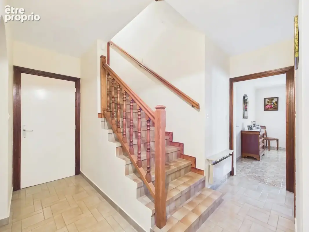 Maison 7 pièces 180 m² à vendre à Izeaux (38140) - photo 5