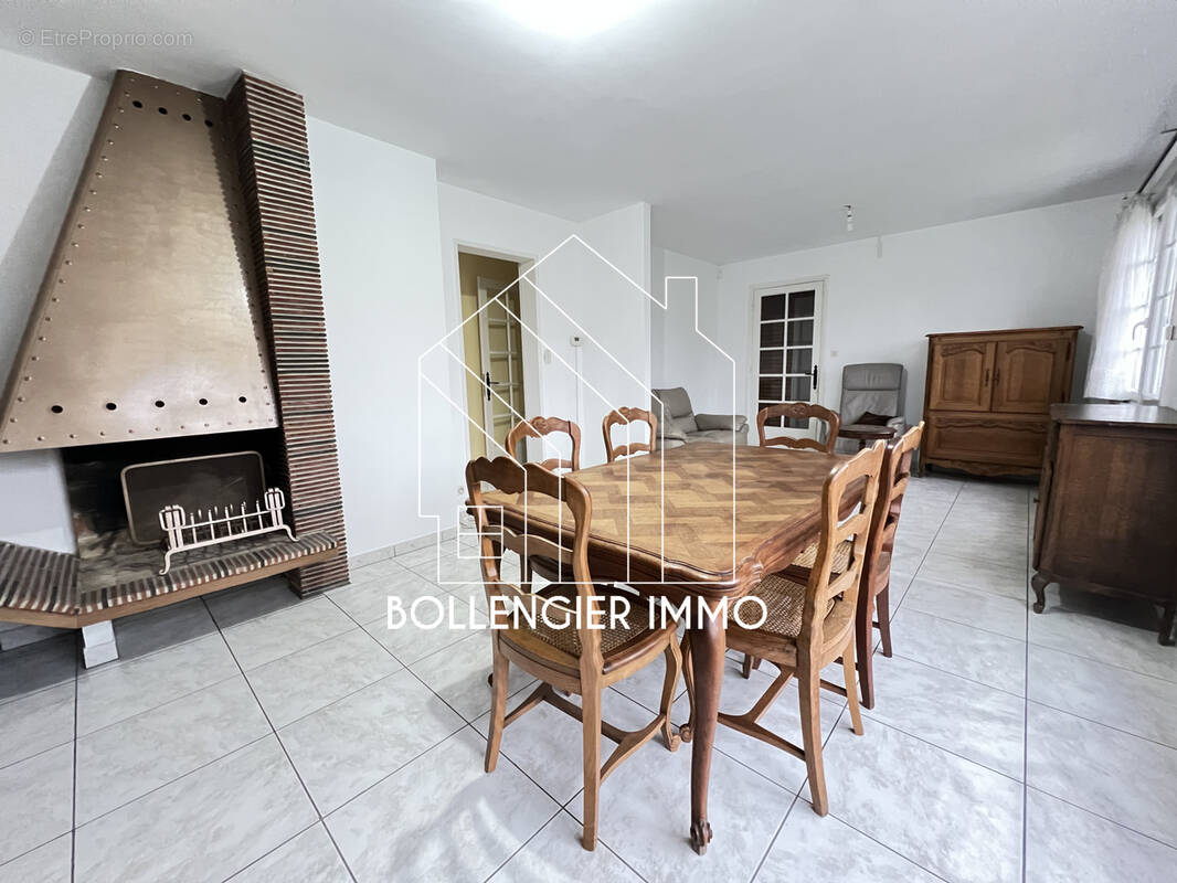 Maison à HAZEBROUCK