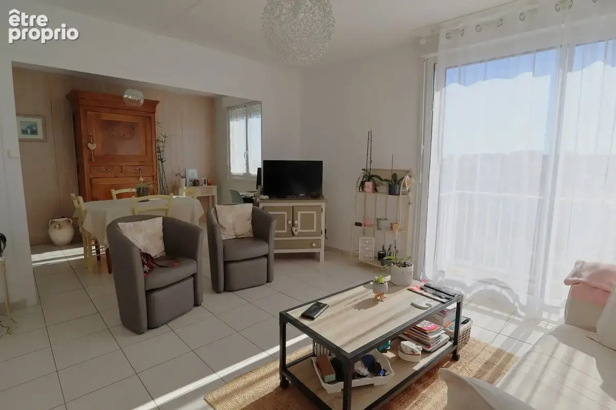 Proche CENTRE VILLE - GARE, appartement T4 - 2 chambres - garage - photo 2