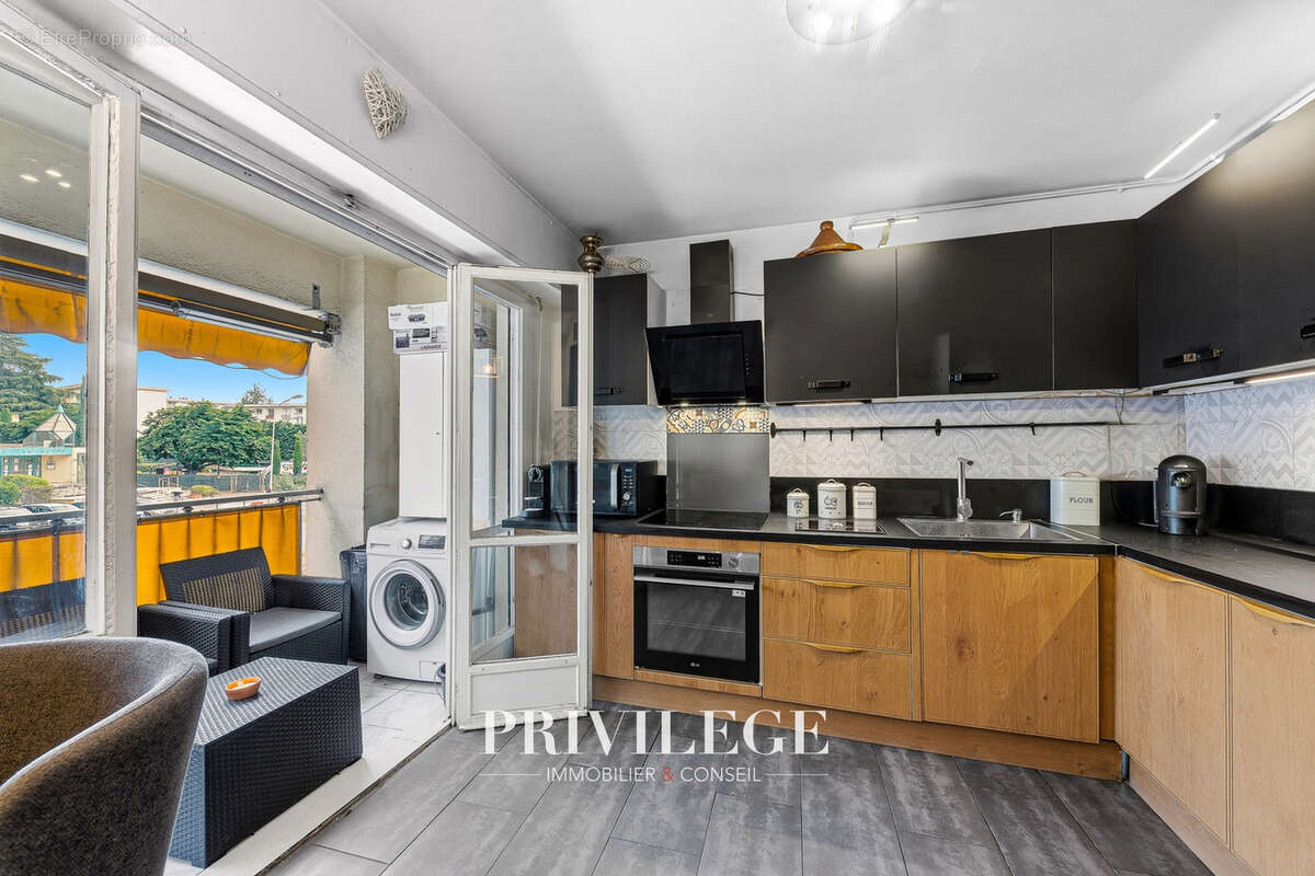 Appartement à LE CANNET